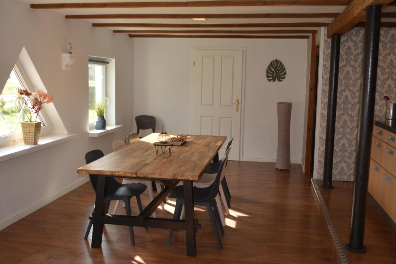 Ferienwohnung Grafenland Dersum 外观 照片